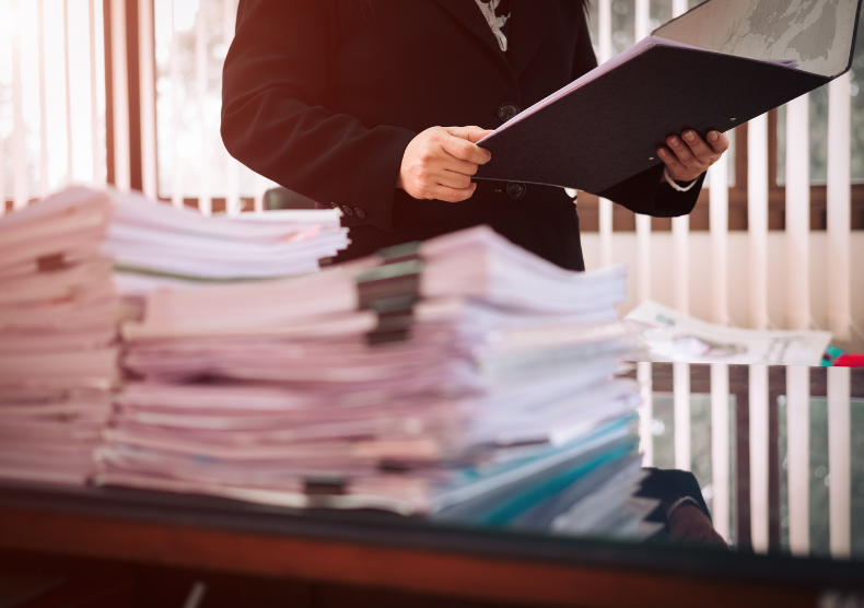 Understanding UAE Residency Options: How Different Structures Apply to Different Profiles